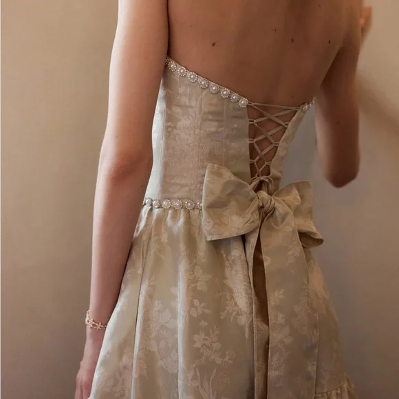 VChapman Corset Formal Dress - Picture 3 of 7